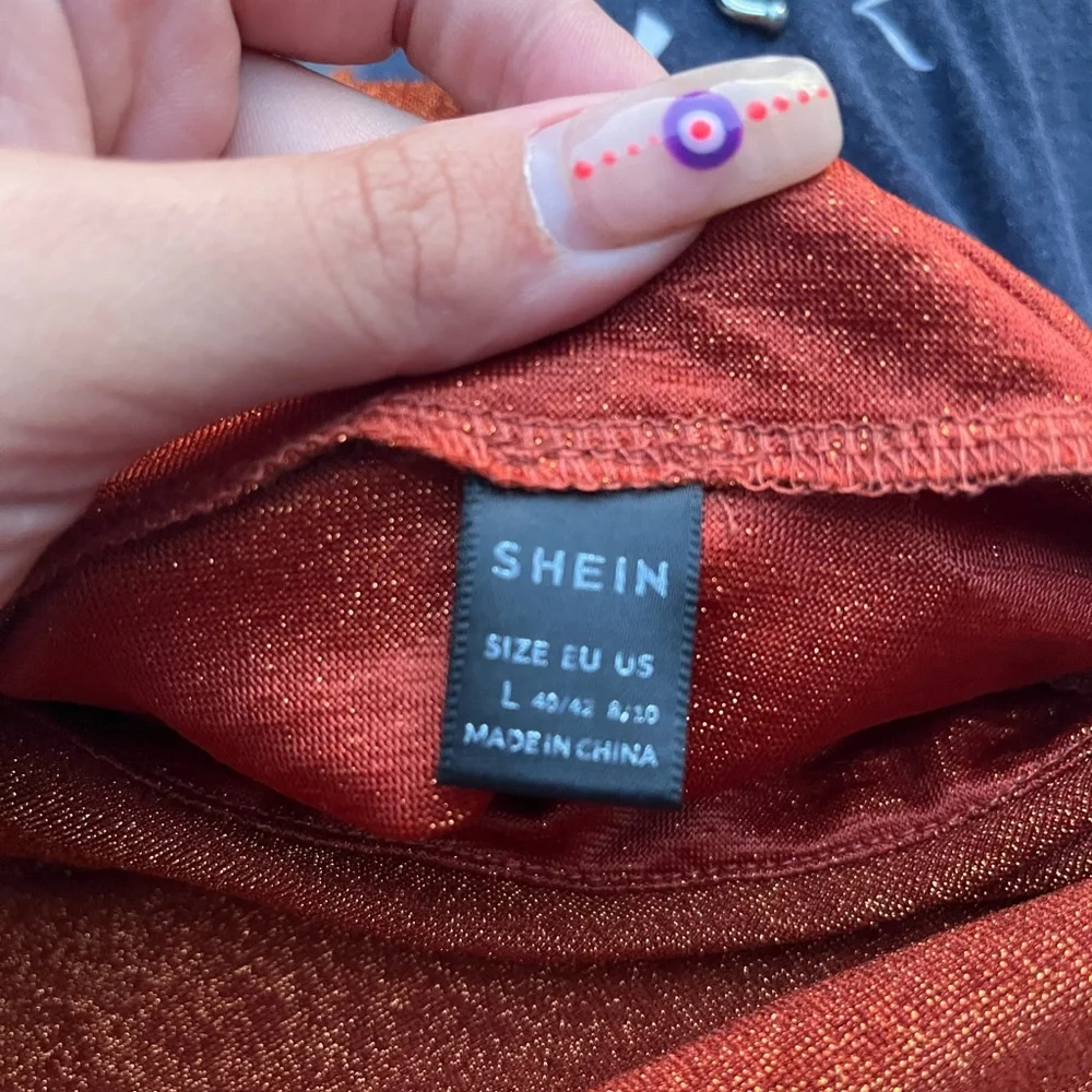 Women’s Sparkly Rust Skirt Size L - Picture 4 of 4